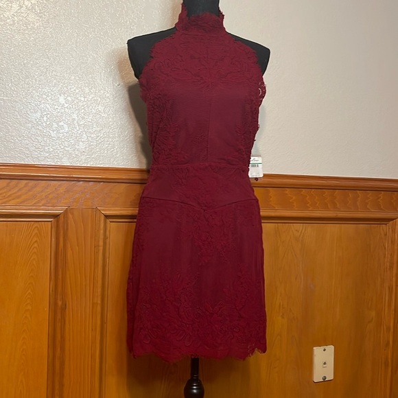 HARPER LACE HALTER MINIDRESS IN RED size large!! - Picture 1 of 16